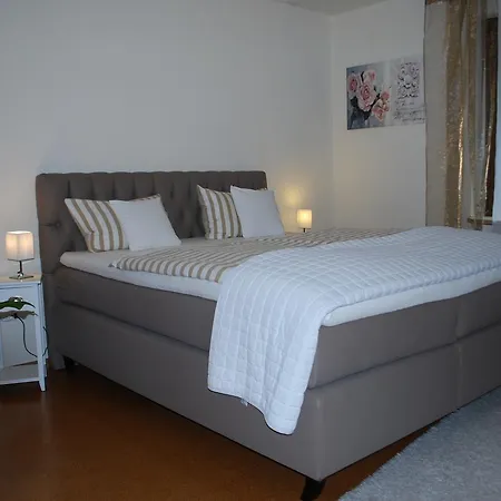 Ferienwohnung Grunewald * Barl
